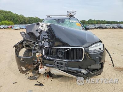 Piąte zdjęcie samochodu w środku: 2018 VOLVO XC90 T6 VIN:YV4A22PK9J1203429 - miniatura