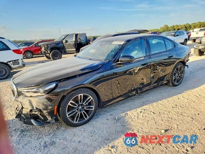 2026 BMW 530 XI WBA53FJ05TCW46035 - główne zdjęcie licytacji z USA - miniatura