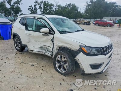 Czwarte zdjęcie samochodu z boku: 2019 JEEP COMPASS LIMITED VIN:3C4NJCCB8KT676154 - miniatura