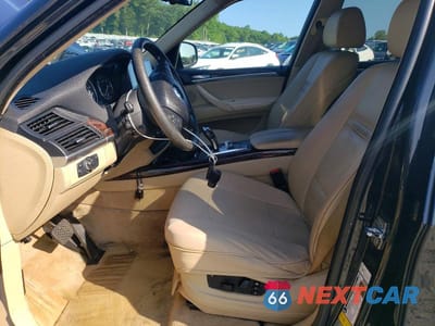Zdjęcie 7 z 12 samochodu: 2007 BMW X5 4.8I VIN:5UXFE83577LZ39235 - miniatura