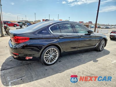 Trzecie zdjęcie samochodu z tyłu: 2018 BMW 530E VIN:WBAJA9C56JB250505 - miniatura