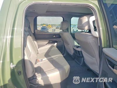 Zdjęcie 10 z 12 samochodu: 2022 TOYOTA TUNDRA CREWMAX LIMITED VIN:5TFJA5AB3NX006825 - miniatura