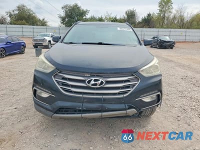 Piąte zdjęcie samochodu w środku: 2017 HYUNDAI SANTA FE SPORT 2.4L VIN:5XYZU3LB4HG436706 - miniatura