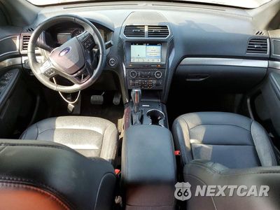 Zdjęcie 8 z 13 samochodu: 2018 FORD EXPLORER XLT VIN:1FM5K8D87JGA52826 - miniatura