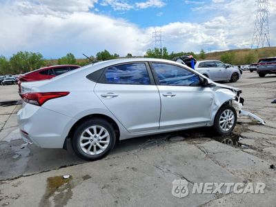 Trzecie zdjęcie samochodu z tyłu: 2018 HYUNDAI ACCENT SEL VIN:3KPC24A36JE020284 - miniatura