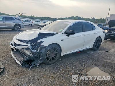 2023 TOYOTA CAMRY SE 4T1G11AK3PU115921 - główne zdjęcie licytacji z USA - miniatura