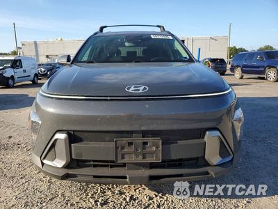 Piąte zdjęcie samochodu w środku: 2024 HYUNDAI KONA SEL VIN:KM8HBCAB2RU088971 - miniatura
