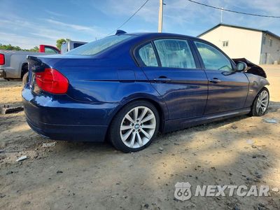 Trzecie zdjęcie samochodu z tyłu: 2011 BMW 328 XI SULEV VIN:WBAPK5G51BNN80837 - miniatura