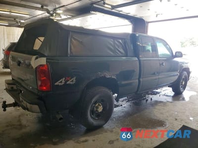 Trzecie zdjęcie samochodu z tyłu: 2003 CHEVROLET SILVERADO K1500 VIN:1GCEK19V13E298005 - miniatura