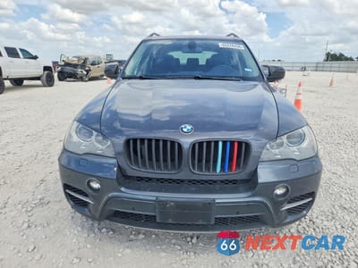 Piąte zdjęcie samochodu w środku: 2013 BMW X5 XDRIVE50I VIN:5UXZV8C5XD0C14502 - miniatura