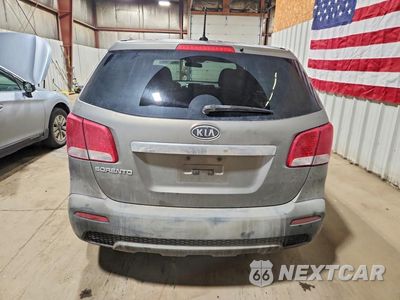 Zdjęcie 6 z 13 samochodu: 2011 KIA SORENTO LX VIN:5XYKTCA18BG134552 - miniatura