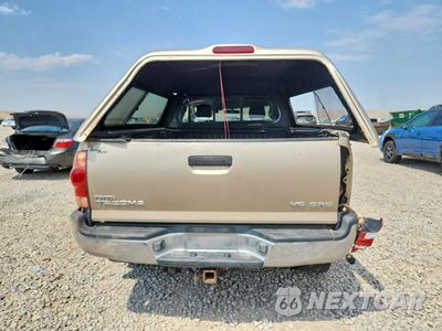 Zdjęcie 6 z 12 samochodu: 2006 TOYOTA TACOMA V6 VIN:5TEUU42N36Z266630 - miniatura