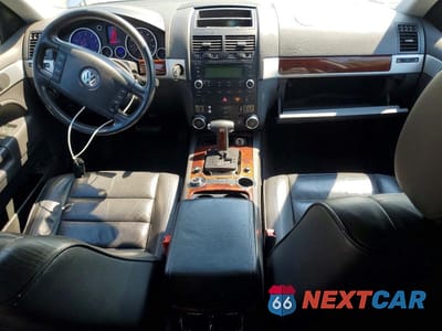 Zdjęcie 8 z 13 samochodu: 2005 VOLKSWAGEN TOUAREG 3.2 VIN:WVGZG77L15D076575 - miniatura