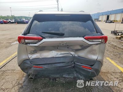 Zdjęcie 6 z 13 samochodu: 2019 TOYOTA RAV4 XLE VIN:JTMW1RFV8KJ012621 - miniatura