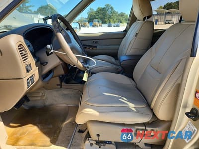 Zdjęcie 7 z 13 samochodu: 2000 NISSAN PATHFINDER XE VIN:JN8AR07YXYW430296 - miniatura