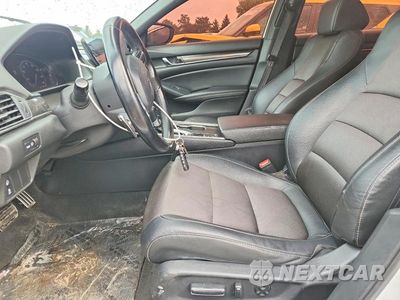 Zdjęcie 7 z 12 samochodu: 2020 HONDA ACCORD SPORT VIN:1HGCV1F33LA095286 - miniatura