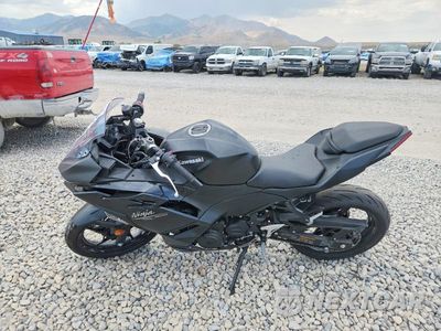 Trzecie zdjęcie samochodu z tyłu: 2026 KAWASAKI EX500 H VIN:ML5EXGH17TDA88501 - miniatura