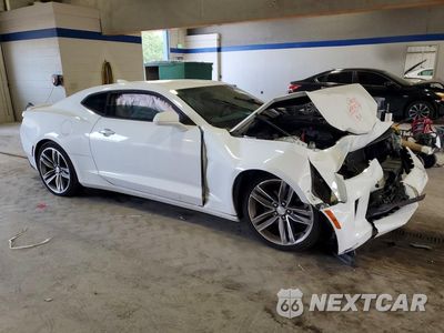 Czwarte zdjęcie samochodu z boku: 2017 CHEVROLET CAMARO LT VIN:1G1FB1RS1H0162500 - miniatura