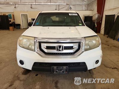 Piąte zdjęcie samochodu w środku: 2009 HONDA PILOT LX VIN:5FNYF48279B045790 - miniatura