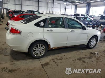 Trzecie zdjęcie samochodu z tyłu: 2010 FORD FOCUS SEL VIN:1FAHP3HN8AW123338 - miniatura