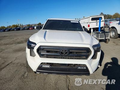 Piąte zdjęcie samochodu w środku: 2024 TOYOTA TACOMA SR5 VIN:3TMLB5JN7RM022585 - miniatura