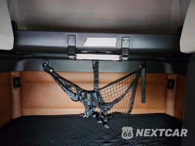 Zdjęcie 10 z 14 samochodu: 2019 FREIGHTLINER CASCADIA 126 SEMI TRUCK VIN:3AKJHHDR2KSKF3612 - miniatura