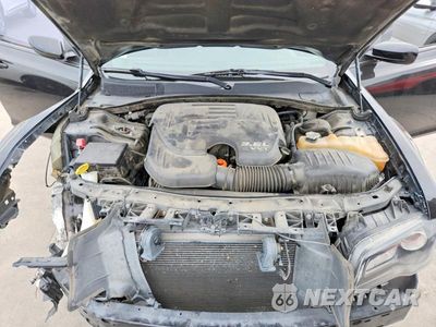 Zdjęcie 11 z 12 samochodu: 2019 CHRYSLER 300 S VIN:2C3CCABG4KH697891 - miniatura