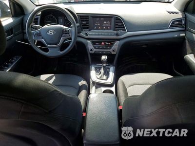 Zdjęcie 8 z 12 samochodu: 2018 HYUNDAI ELANTRA SE 4D SEDAN VIN:5NPD84LF9JH364410 - miniatura