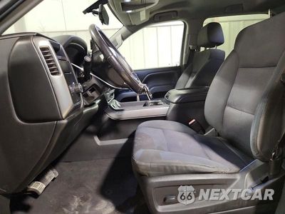 Zdjęcie 7 z 12 samochodu: 2018 CHEVROLET SILVERADO C1500 LT VIN:3GCPCREC6JG594040 - miniatura