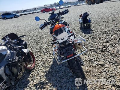 Czwarte zdjęcie samochodu z boku: 2021 KTM 890 ADVENTURE R VIN:VBKTR6409MM810093 - miniatura