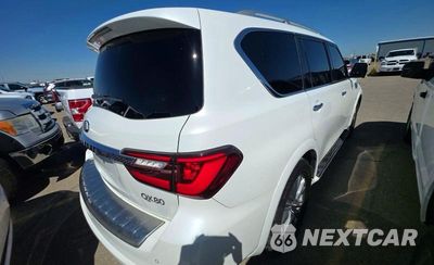 Czwarte zdjęcie samochodu z boku: 2018 INFINITI QX80 BASE VIN:JN8AZ2NF2J9665101 - miniatura