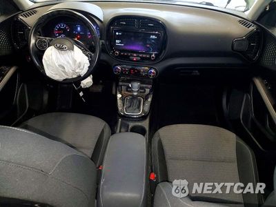 Zdjęcie 8 z 13 samochodu: 2021 KIA SOUL EX VIN:KNDJ33AU8M7139594 - miniatura