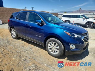 Czwarte zdjęcie samochodu z boku: 2021 CHEVROLET EQUINOX LT VIN:2GNAXKEV0M6100121 - miniatura