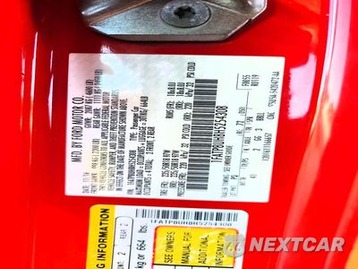Zdjęcie 13 z 13 samochodu: 2017 FORD MUSTANG VIN:1FATP8UH8H5254308 - miniatura