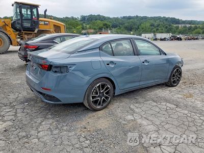 Trzecie zdjęcie samochodu z tyłu: 2025 NISSAN SENTRA SR VIN:3N1AB8DV0SY427029 - miniatura