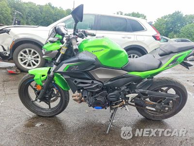 Trzecie zdjęcie samochodu z tyłu: 2024 KAWASAKI ER500 VIN:ML5ERGE15RDA23461 - miniatura