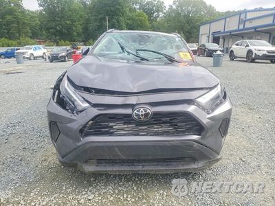 Piąte zdjęcie samochodu w środku: 2024 TOYOTA RAV4 XLE VIN:2T3W1RFV0RC259466 - miniatura