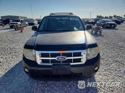 Piąte zdjęcie samochodu w środku: 2012 FORD ESCAPE XLT VIN:1FMCU0D78CKC43276 - miniatura