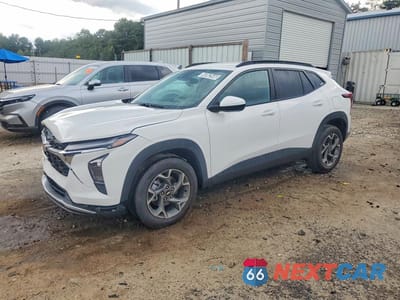 2025 CHEVROLET TRAX 1LT KL77LHEP4SC232299 - główne zdjęcie licytacji z USA - miniatura