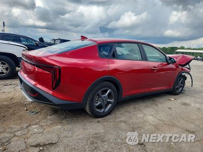 Trzecie zdjęcie samochodu z tyłu: 2025 KIA K4 LXS VIN:3KPFT4DE7SE235214 - miniatura