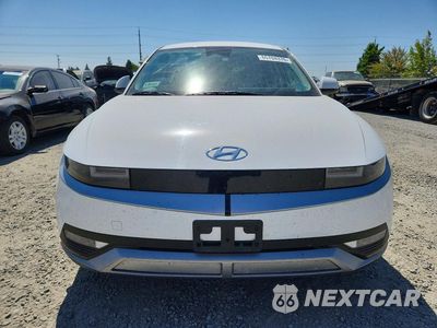 Piąte zdjęcie samochodu w środku: 2022 HYUNDAI IONIQ 5 SE VIN:KM8KM4AEXNU063925 - miniatura