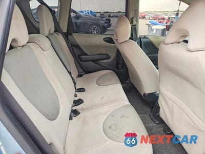 Zdjęcie 10 z 12 samochodu: 2007 HONDA FIT VIN:JHMGD38457S014002 - miniatura
