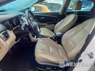 Zdjęcie 7 z 12 samochodu: 2013 HYUNDAI ELANTRA GT BASE VIN:KMHD35LE2DU113598 - miniatura