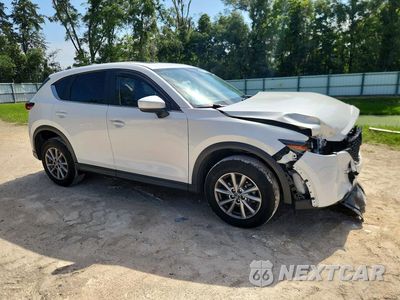 Czwarte zdjęcie samochodu z boku: 2023 MAZDA CX-5 PREFERRED VIN:JM3KFBCM7P0193444 - miniatura