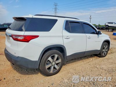 Trzecie zdjęcie samochodu z tyłu: 2020 CHEVROLET TRAVERSE LT VIN:1GNERHKW1LJ151107 - miniatura