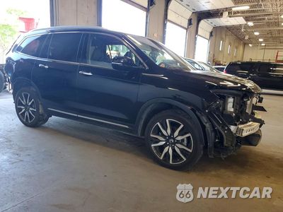 Czwarte zdjęcie samochodu z boku: 2021 HONDA PILOT TOURING VIN:5FNYF6H98MB070229 - miniatura