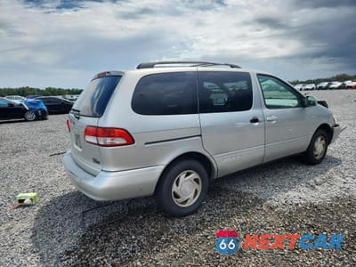 Trzecie zdjęcie samochodu z tyłu: 2003 TOYOTA SIENNA LE VIN:4T3ZF13C23U553010 - miniatura
