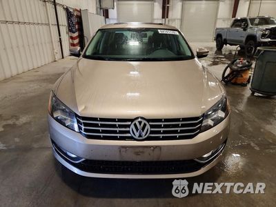 Piąte zdjęcie samochodu w środku: 2015 VOLKSWAGEN PASSAT SEL VIN:1VWCS7A32FC075229 - miniatura
