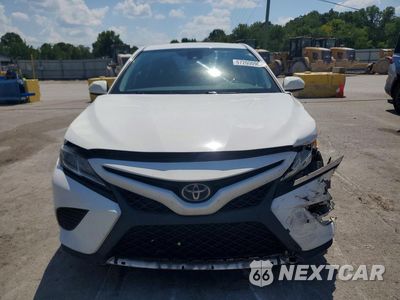Piąte zdjęcie samochodu w środku: 2019 TOYOTA CAMRY SE VIN:4T1B11HK6KU725997 - miniatura