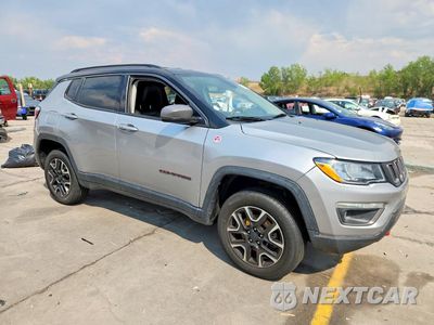 Czwarte zdjęcie samochodu z boku: 2020 JEEP COMPASS TRAILHAWK VIN:3C4NJDDB5LT123662 - miniatura
